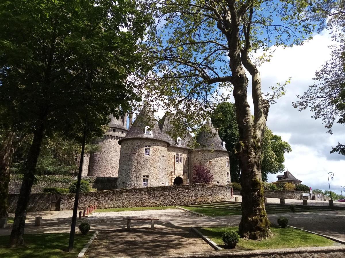 Le Grand Guillaume Maisonnette Independante Saint-Sornin-Lavolps Kültér fotó